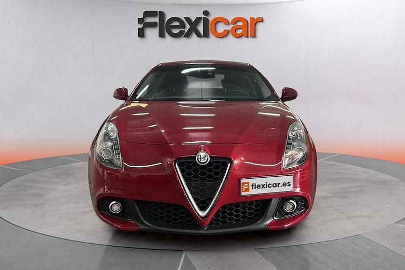 Usado Alfa Romeo Giulietta 120 CV (88 kW) 2017 Rojo Utilitario