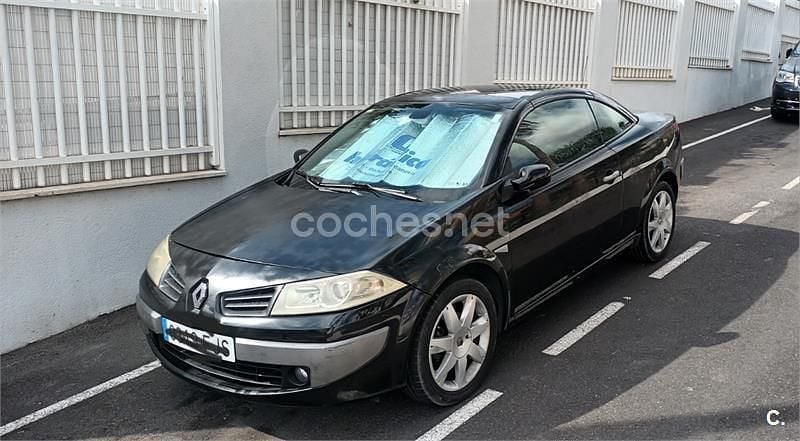 Negro Usado 2006 Renault Mégane Cabriolet Dynamique Descapotable | 3500 € (Precio justo) - Imagen 1/4