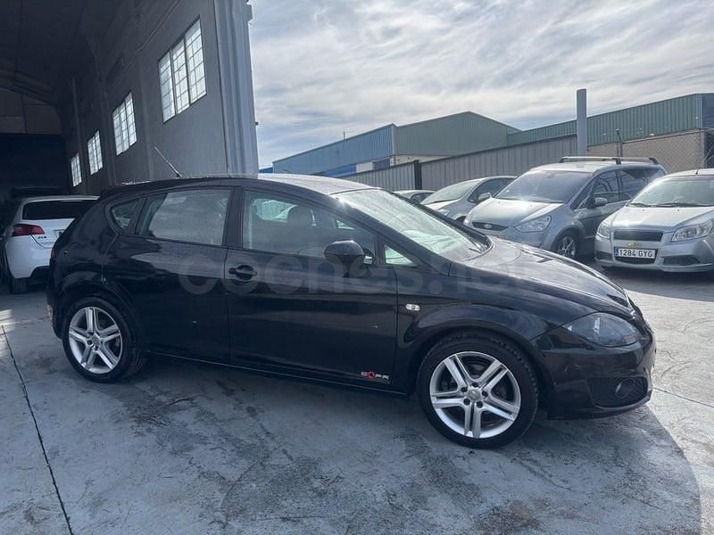 Usado Seat Leon Copa 90 CV (66 kW) 2012 Negro Berlina