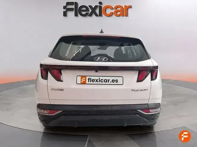 Begagnad Hyundai Tucson 150 HK (110 kW) 2023 Vit SUV