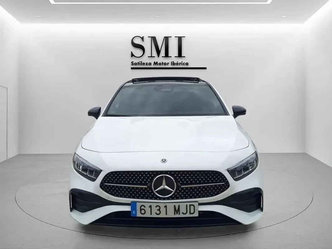 Usado Mercedes A200 Advanced 163 CV (119 kW) 2023 Blanco Utilitario