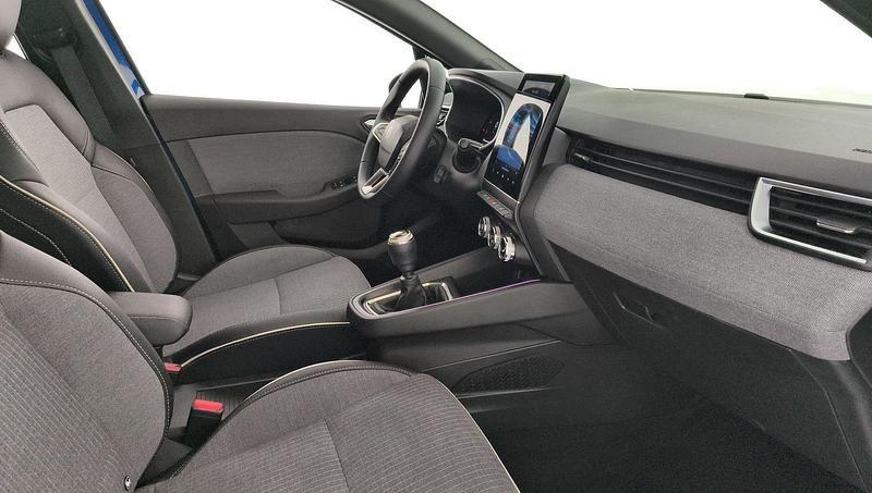 Usado Renault Clio V Techno 100 CV (73 kW) 2025 Azul Berlina