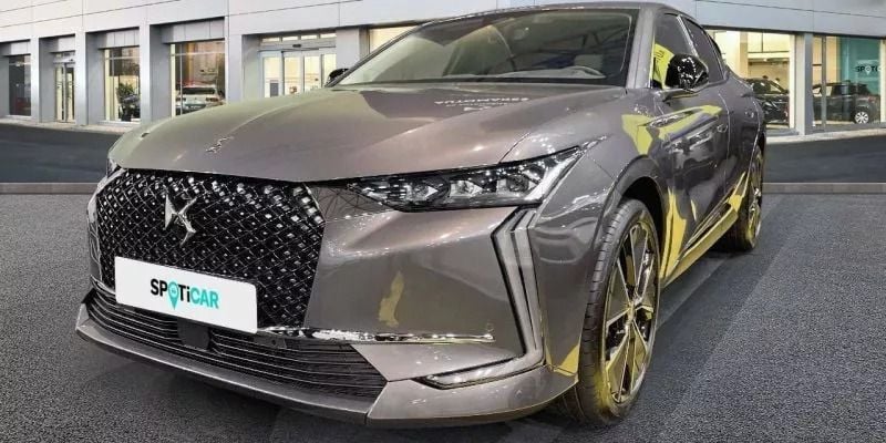 Gris Usado 2024 DS Automobiles DS4 Rivoli | 42.900 € (Caro) - Imagen 1/4