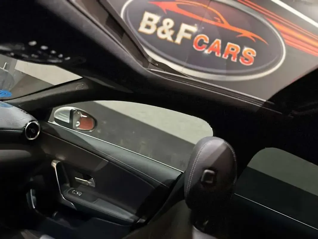 Usado Mercedes CLA250e Shooting Brake 218 CV (160 kW) 2022 Gris Familiar