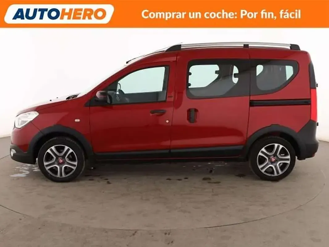 Usado Dacia Dokker 131 CV (96 kW) 2020 Rojo Monovolumen