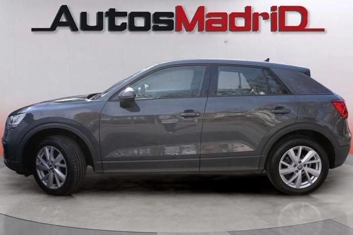 Usado Audi Q2 Sport 116 CV (85 kW) 2020 Gris SUV
