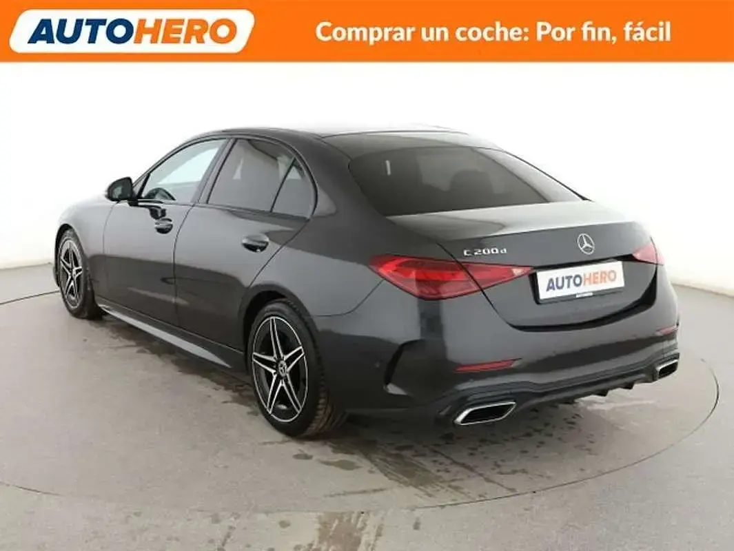 Käytetty Mercedes C200 AMG line 163 HP (119 kW) 2024 Musta Sedan