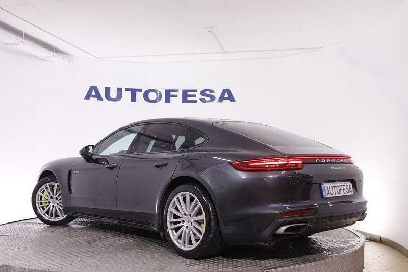 Usado Porsche Panamera 4 462 CV (339 kW) 2020 Grafito Berlina