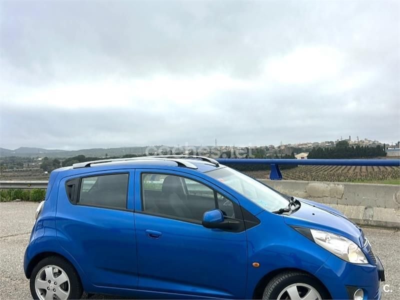 Usado Chevrolet Spark LS 81 CV (59 kW) 2010 Azul Utilitario