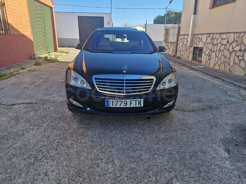 Usado Mercedes S320 235 CV (172 kW) 2007 Negro Berlina