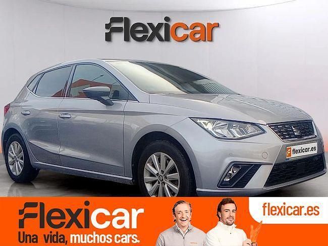 Usado Seat Ibiza Style Plus 115 CV (84 kW) 2019 Gris Berlina