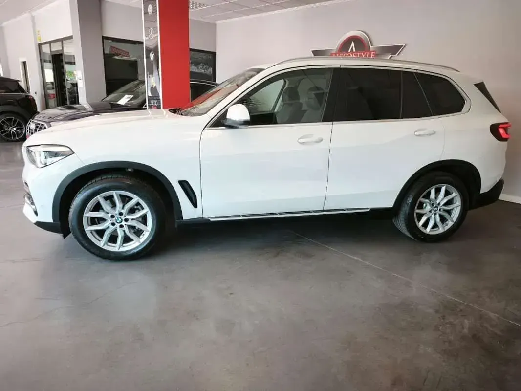 Usado BMW X5 Comfort Edition 231 CV (169 kW) 2021 Blanco SUV