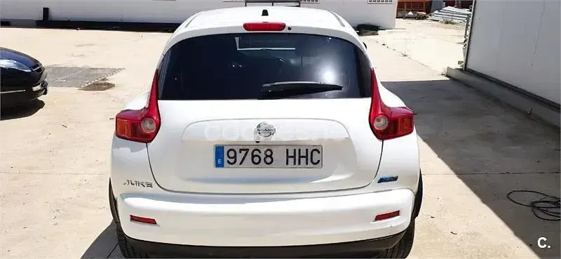 Usado Nissan Juke Acenta 110 CV (80 kW) 2011 Blanco SUV