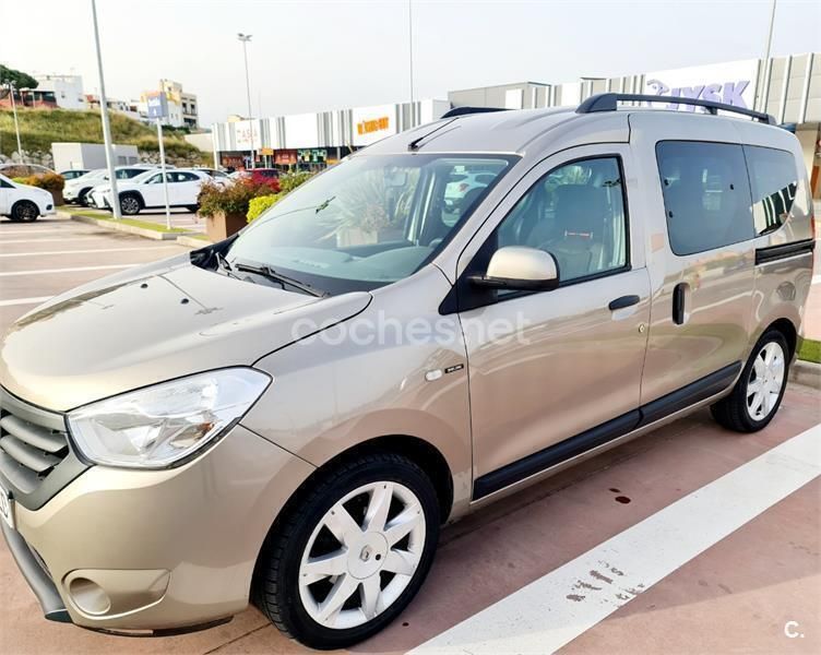 Beige Usado 2015 Dacia Dokker Van | 8950 € (Precio justo) - Imagen 1/4