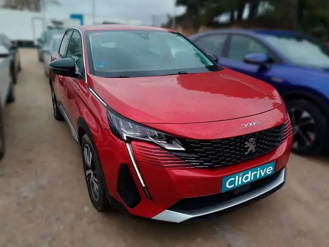 Usado Peugeot 3008 Allure 226 CV (166 kW) 2021 Rojo SUV