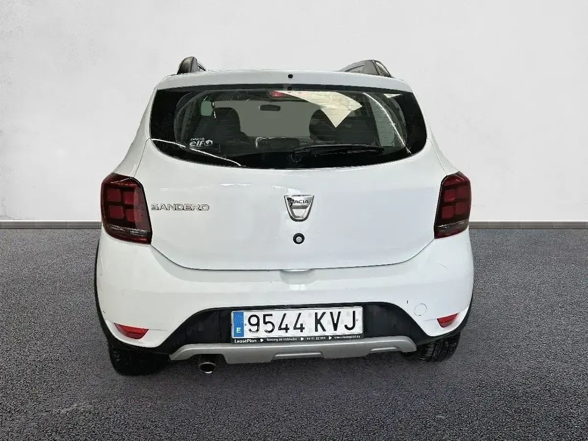 Usado Dacia Sandero Essentiel 90 CV (66 kW) 2019 Blanco