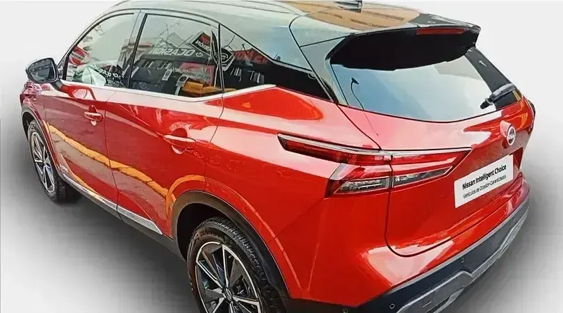 Usado Nissan Qashqai Tekna 190 CV (139 kW) 2023 Fuji sunset con techo midnight SUV