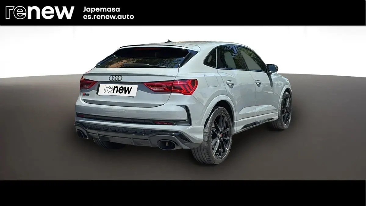 Usado Audi RS Q3 Sportback Ambiente 400 CV (294 kW) 2020 Gris nardo SUV