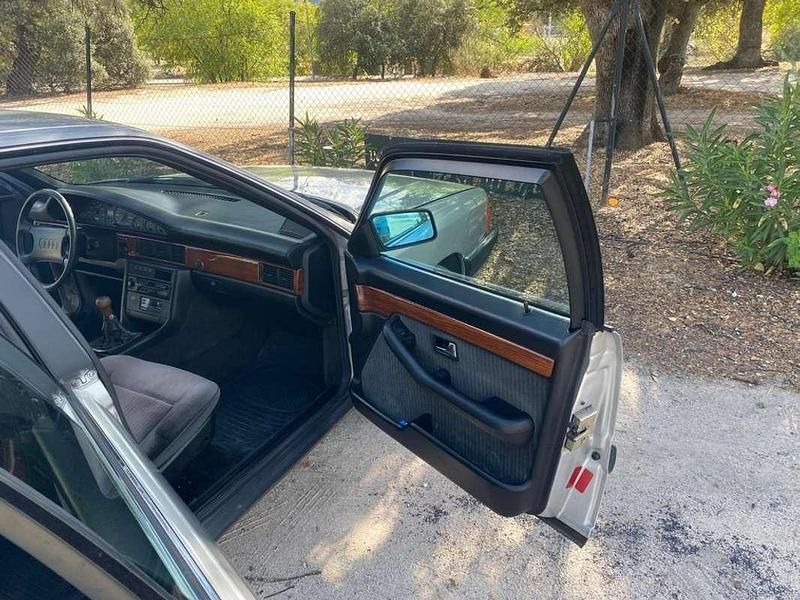 Usado Audi 100 137 CV (100 kW) 1990 Gris Berlina