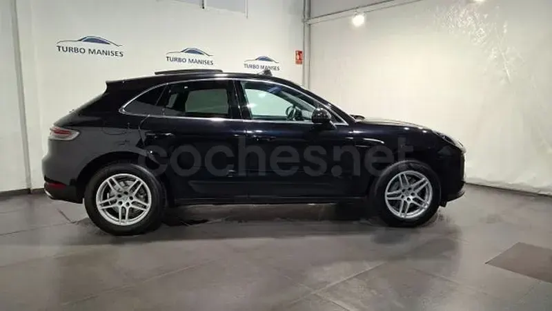 Käytetty Porsche Macan S 354 HP (260 kW) 2020 Musta Katumaasturi