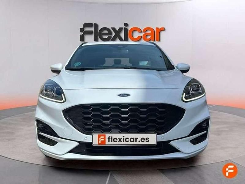 Usado Ford Kuga ST-Line 150 CV (110 kW) 2022 Blanco SUV