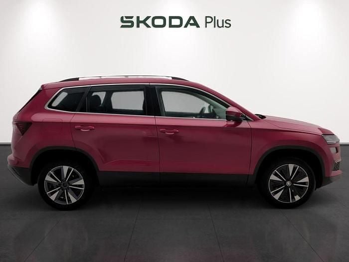 Usado Skoda Karoq Ambition 150 CV (110 kW) 2023 Rojo SUV
