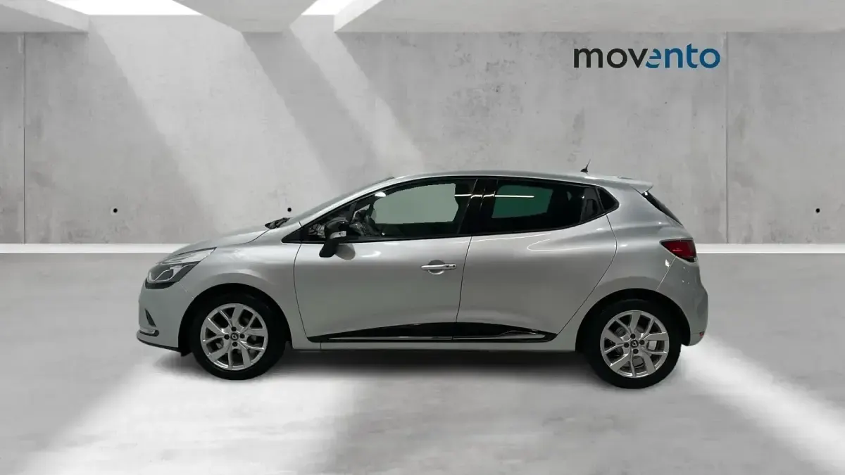 Usado Renault Clio LIMITED 90 CV (66 kW) 2019 Gris