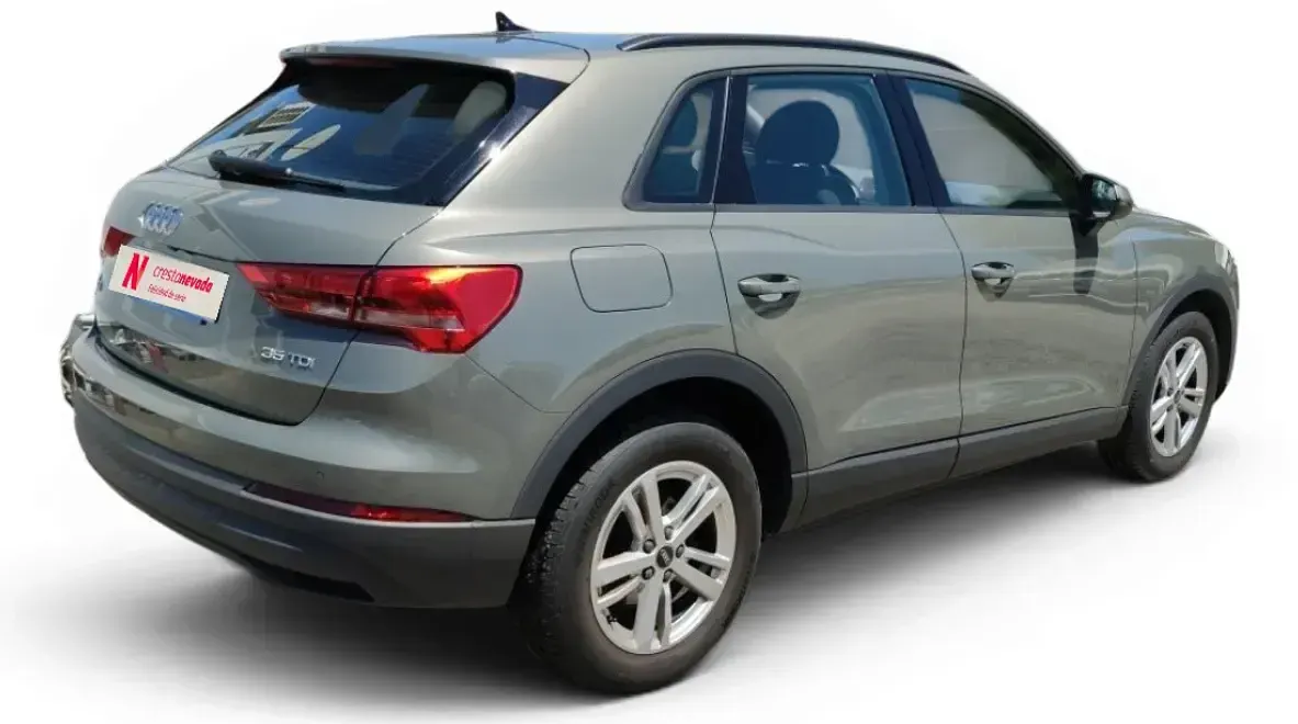 Usado Audi Q3 Premium 150 CV (110 kW) 2022 Gris SUV