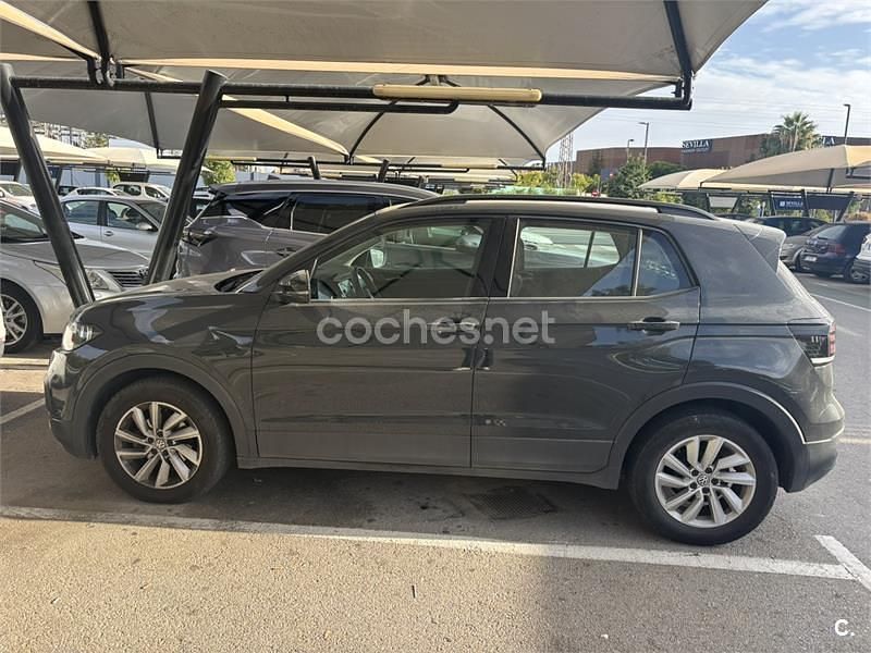 Usado VW T-Cross Advance 95 CV (69 kW) 2019 Gris / plata SUV