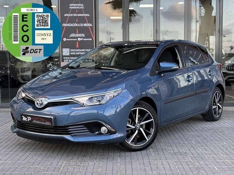Usado Toyota Auris Hybrid Edition 136 CV (100 kW) 2017 Azul Utilitario