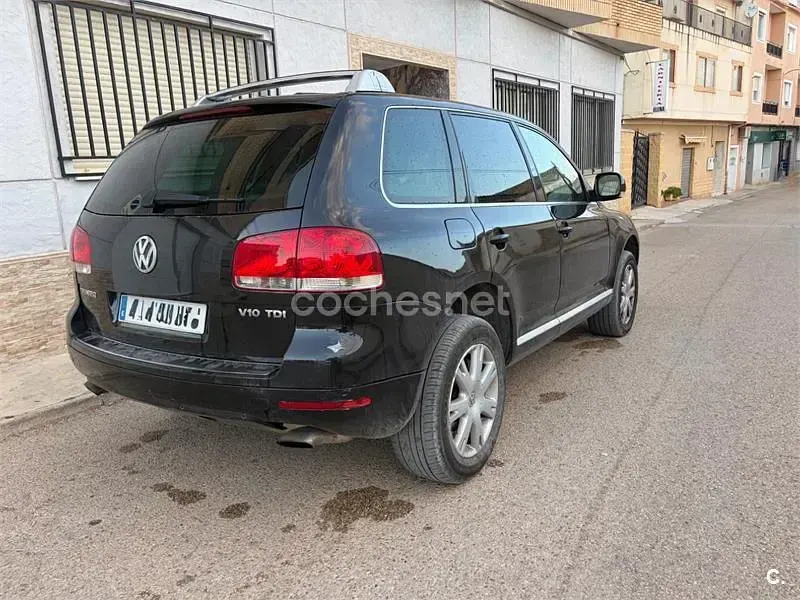 Usado VW Touareg 313 CV (230 kW) 2004 Negro SUV