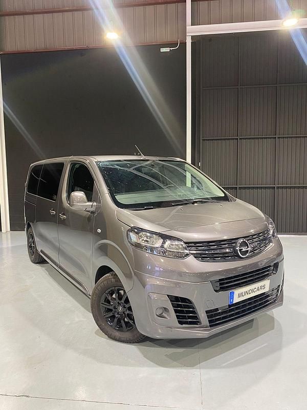 Usado Opel Vivaro 121 CV (88 kW) 2022 Gris Monovolumen