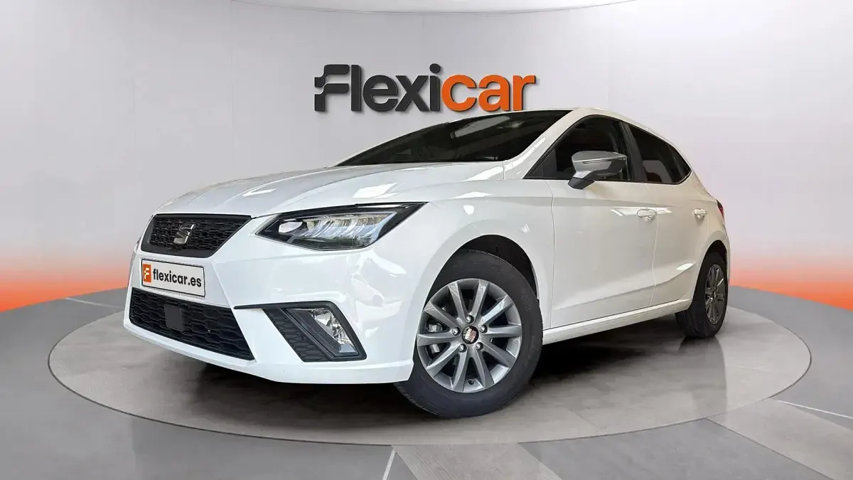 Usado Seat Ibiza Reference 80 CV (58 kW) 2023 Blanco Utilitario