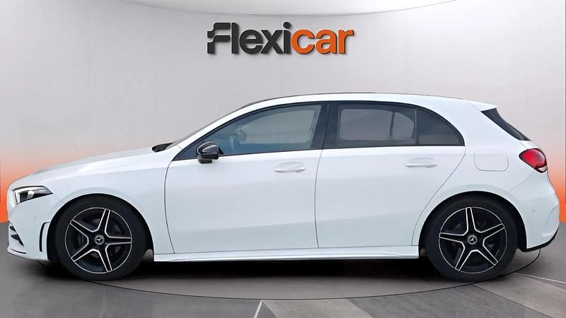 Usado Mercedes A180 116 HP (85 kW) 2019 Branco Citadino