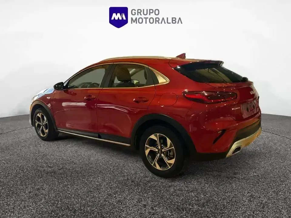 Usado Kia XCeed 120 CV (88 kW) 2021 Rojo SUV