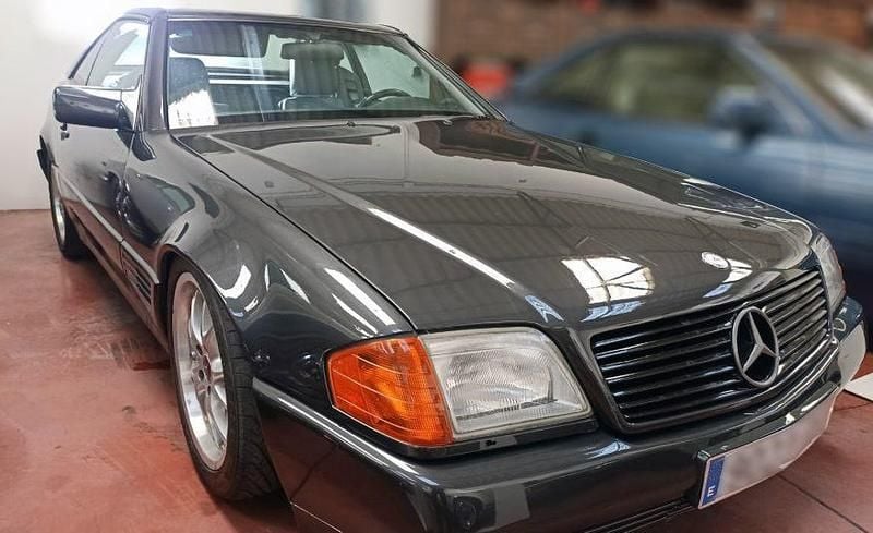 Usado Mercedes SL300 230 CV (169 kW) 1991 Gris oscuro Descapotable