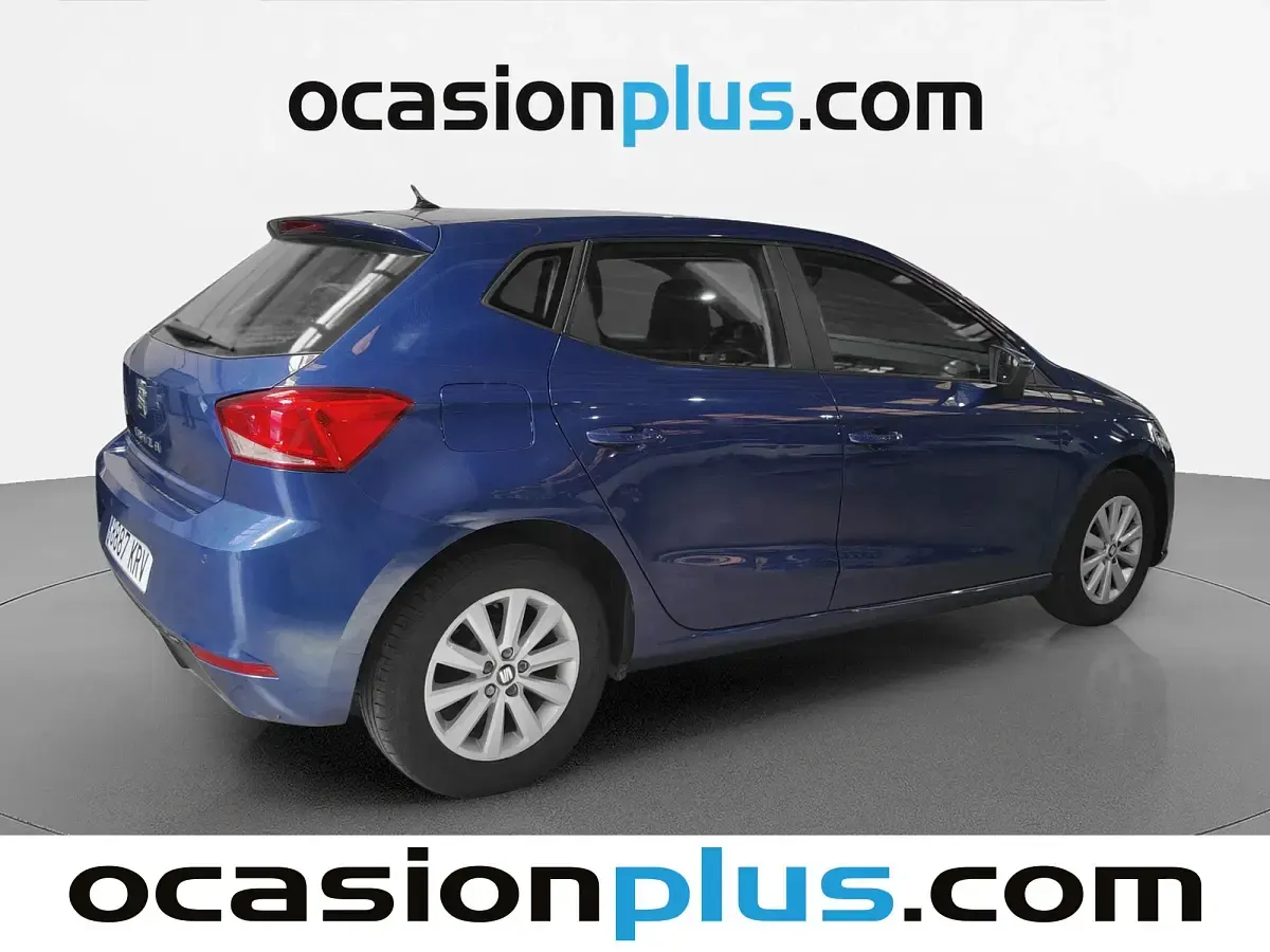 Usado Seat Ibiza Style 80 CV (58 kW) 2018 Azul Utilitario