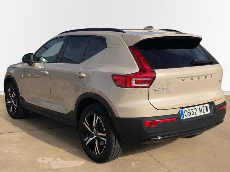 Usado Volvo XC40 Plus 163 CV (119 kW) 2025 Beige SUV