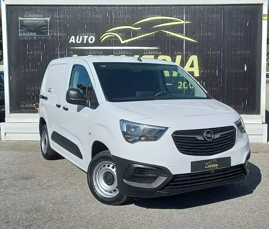 Usado Opel Combo S 102 CV (75 kW) 2023 Blanco Monovolumen