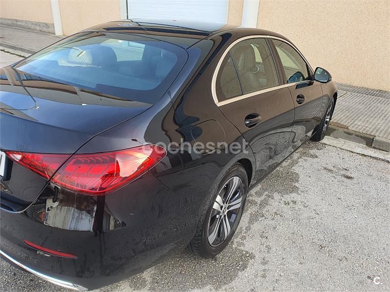 Usado Mercedes C200 204 CV (150 kW) 2024 Negro Berlina