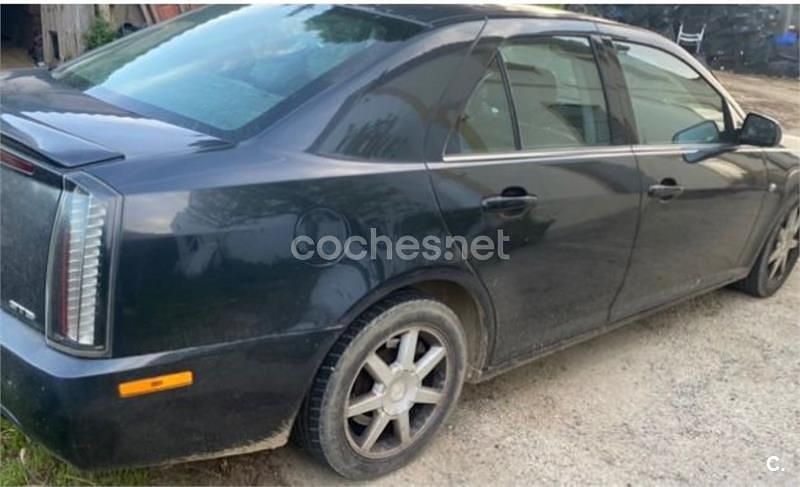 Usado Cadillac STS 257 CV (189 kW) 2009 Negro Berlina