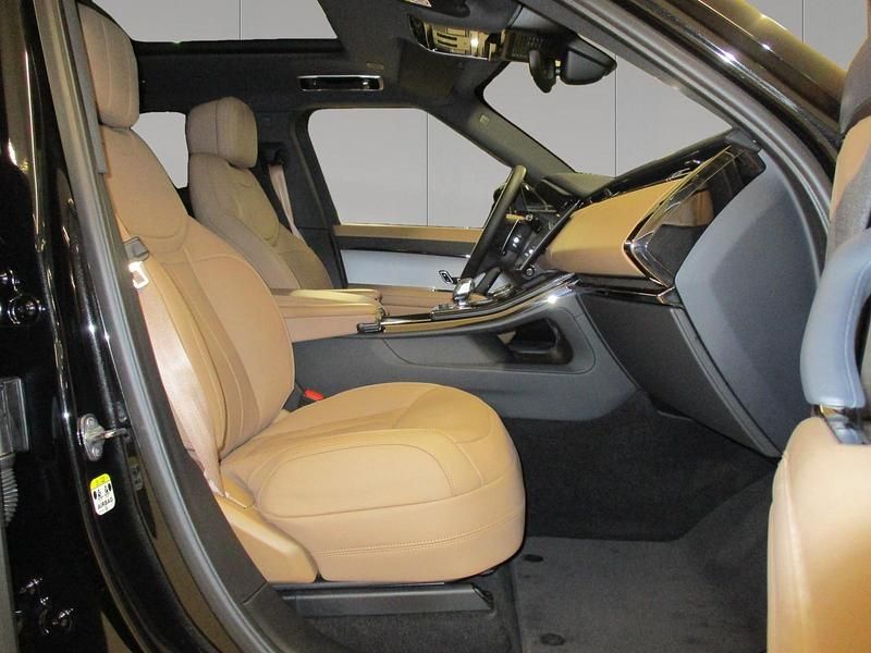 Usado Land Rover Range Rover Sport SE 300 CV (220 kW) 2023 Santorini black SUV