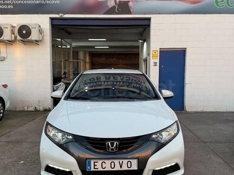 Usado Honda Civic Sport 100 CV (73 kW) 2012 Blanco Berlina