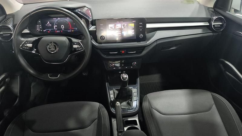 Usado Skoda Fabia Ambition 110 CV (80 kW) 2022 Blanco Utilitario