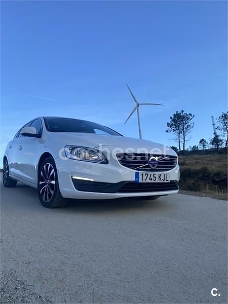 Blanco Usado 2018 Volvo V60 Momentum Familiar | 16.900 € (Buen precio) - Imagen 1/1
