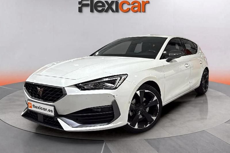 Usado Cupra Leon 150 CV (110 kW) 2023 Blanco Berlina