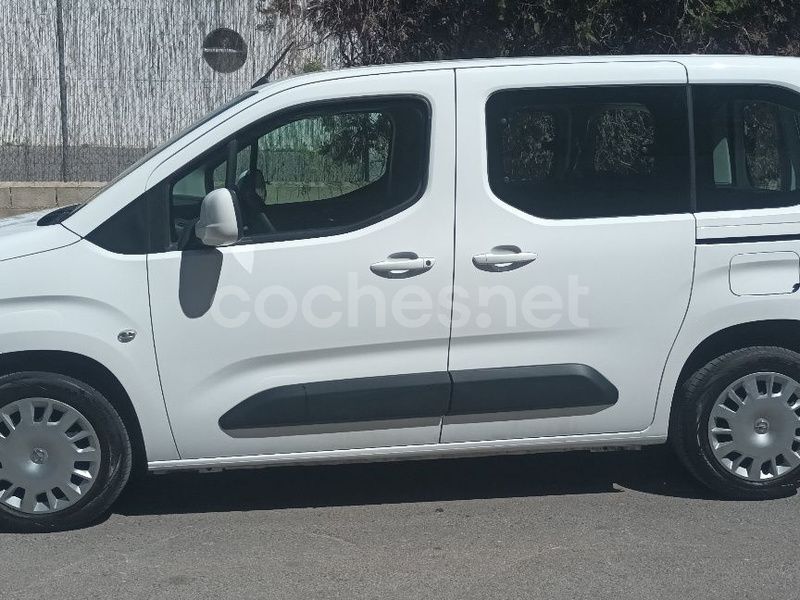 Usado Opel Combo Life Edition 102 CV (75 kW) 2021 Blanco Monovolumen