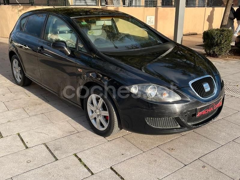 Negro Usado 2005 Seat Leon Stylance Berlina | 3950 € (Precio justo) - Imagen 1/4