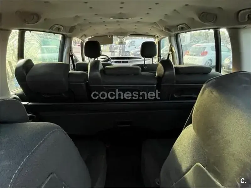 Usado Renault Espace Expression 150 CV (110 kW) 2007 Blanco Monovolumen