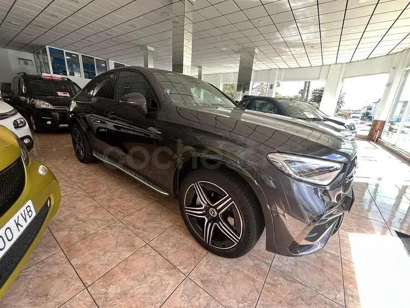 Usado Mercedes GLC300 258 CV (189 kW) 2023 Gris / plata SUV